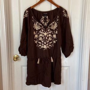 Lucky Brand Embroidered Tunic Top ⭐️